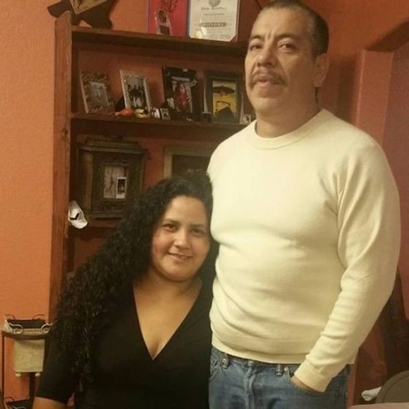 Meet your Posher, Carlos - Picture 1 of 1